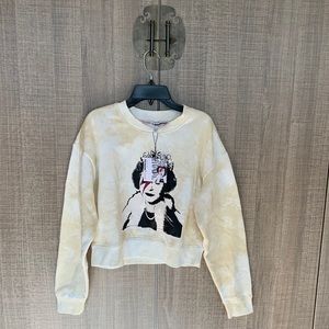 GUESS Queen Cropped Pullover